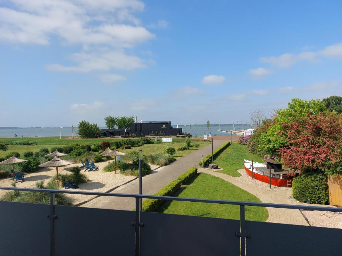 Haus Strandglueck - Urlaub Mit Blick Auf Den Duemmer See Lejlighed Lembruch Eksteriør billede